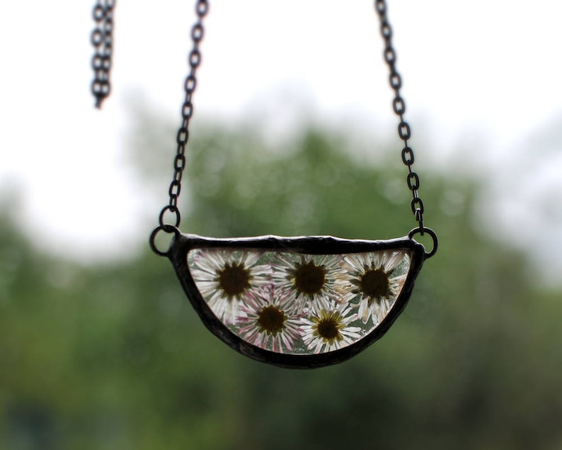 Daisy necklace, Terrarium Jewelry, my bridesmaid, bridesmaid proposal, friend necklace, fairytale gifts, pressed flower image 3