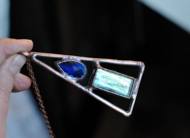 Copper womens necklace electroformed crystal jewelry Geometric pendant labradorite pendant triangle pendant fire labradorite