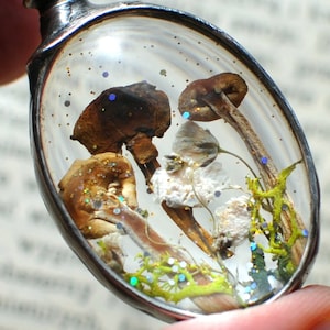 Mushroom Necklace, Woodland Necklace, Enchanted Forest Jewelry, Organic Inspired Jewelry, Fungi Necklace