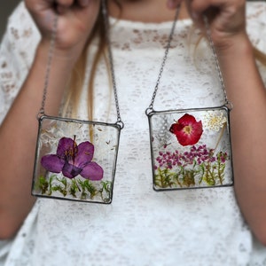 Pressed Flowers, pressed flower frame, Stained Glass Frame, Pressed Flowers, Framed Dried Flowers, Double glass frame, flowers display