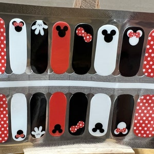 Mickey Mouse Nail Wraps / Nail Stickers / Nail Strips / Nail Polish Strips