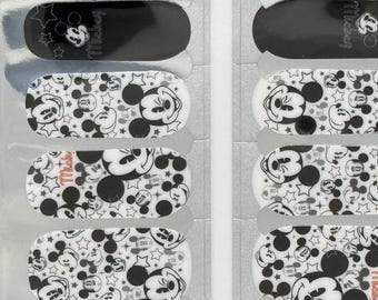 Mr Mouse Nail Polish Strips: Easy Manicure Nail Wraps
