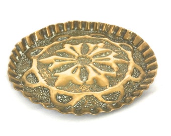 Wiccan Alter Offering Dish Pagan Decor Indian Embossed Dish Witchcraft Vintage Round Brass Dish Wiccan Decorative Boho Pin Dish