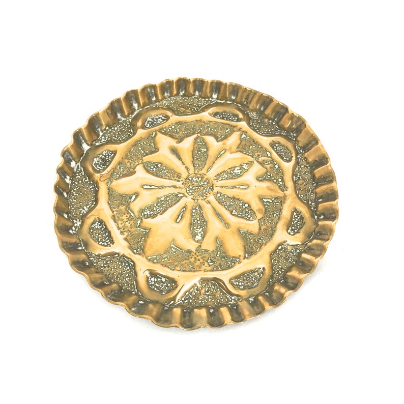 Wiccan Alter Offering Dish Pagan Decor Indian Embossed Dish Witchcraft Vintage Round Brass Dish Wiccan Decorative Boho Pin Dish