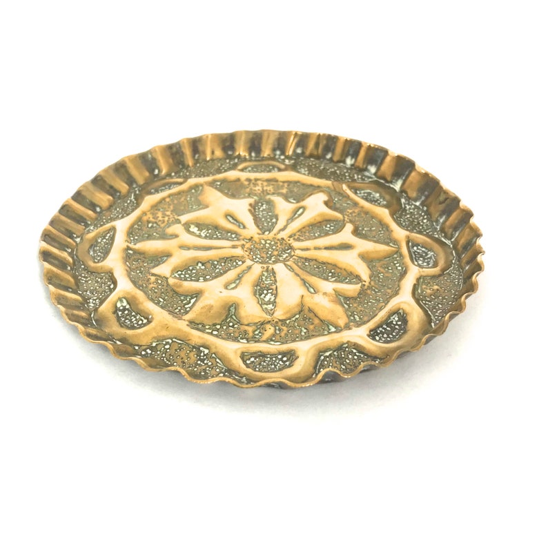 Wiccan Alter Offering Dish Pagan Decor Indian Embossed Dish Witchcraft Vintage Round Brass Dish Wiccan Decorative Boho Pin Dish
