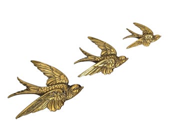 Vintage Brass Bird Wall Hanging: Mid-Century Swallow Decor
