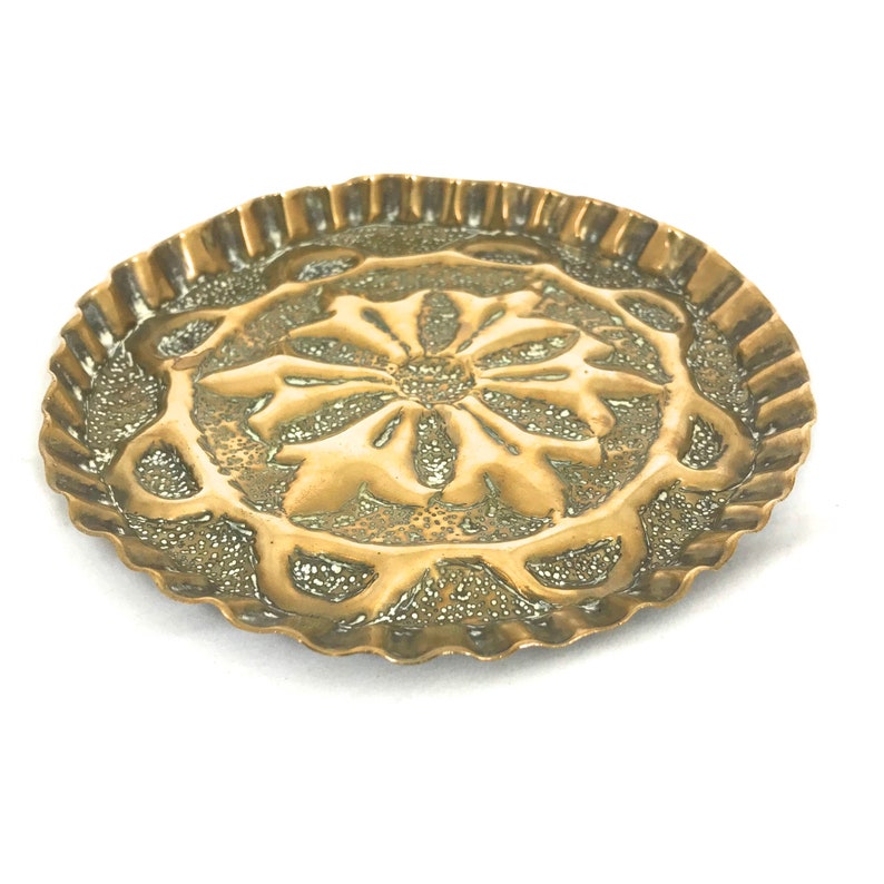 Wiccan Alter Offering Dish Pagan Decor Indian Embossed Dish Witchcraft Vintage Round Brass Dish Wiccan Decorative Boho Pin Dish