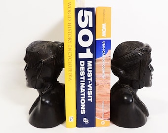 Conjunto de 2 vintage madera negra indígena figurita esculturas bookends cabezas