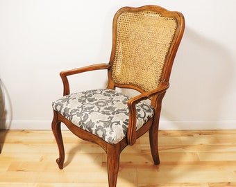 Vintage Young Hinkle French Country Style Floral Seat Wood Caned Backrest Dining Armchair