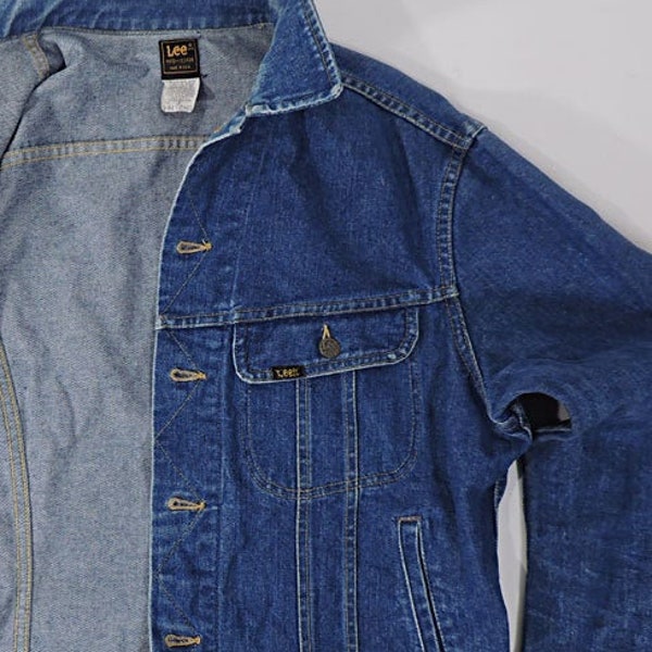 Vintage American Made Lee trucker blue jean jacket mens size L