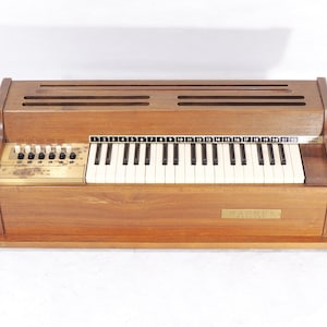 MCM Era Magnus Prelude Holz Metall Rustikale Elektrische Tisch Klaviertastatur