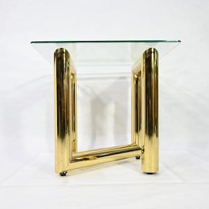 Vintage Mid-Century Modernist era Hollywood Regency Tubular Brass z-Table