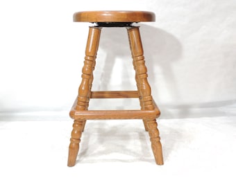 Vintage draaibare barkruk van hardhout