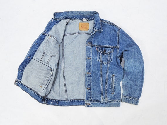 Levi's trucker blue jean jacket mens size XL - image 2
