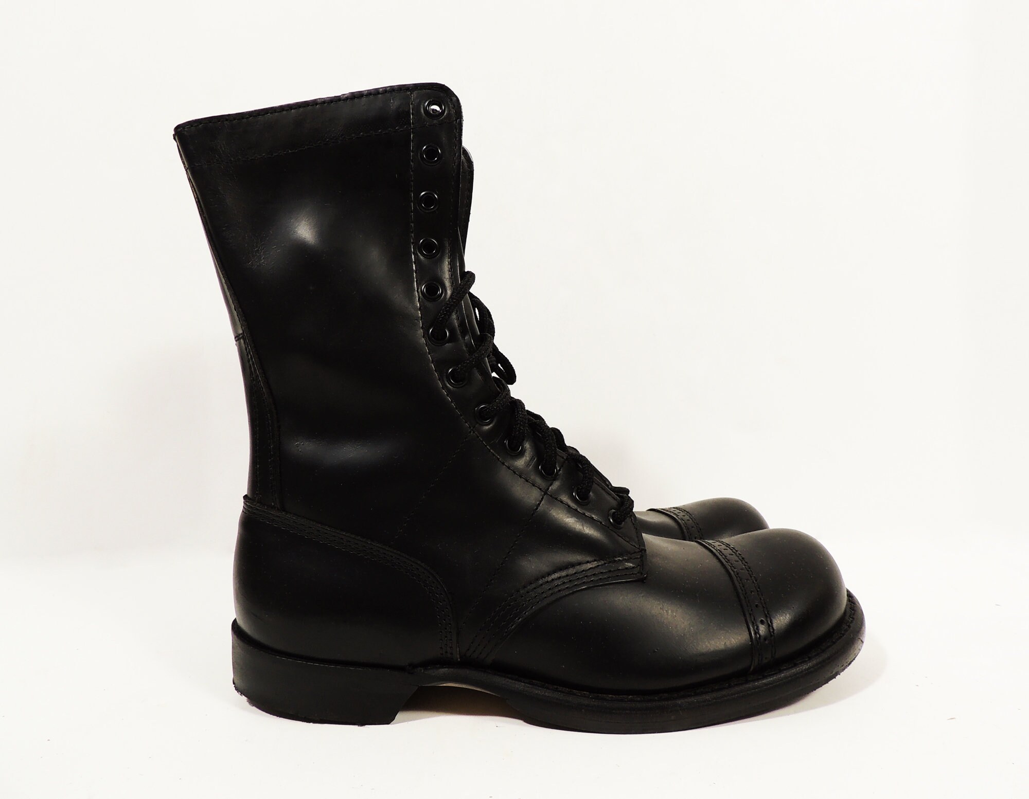 Corcoran top black boots