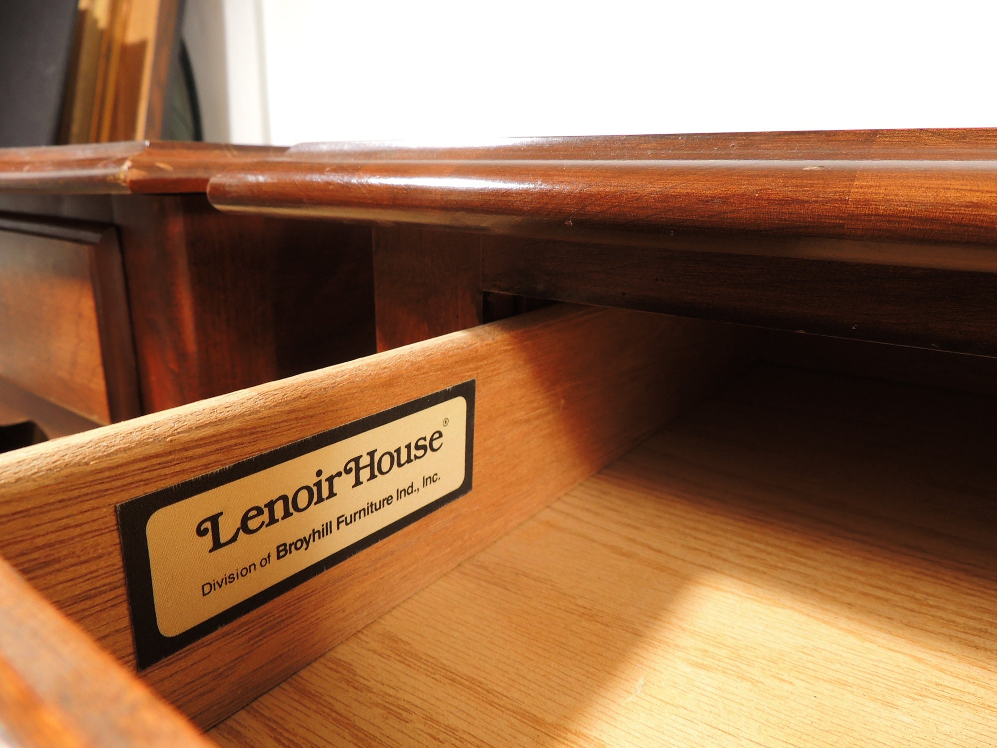 Lenoir house by broyhill deals