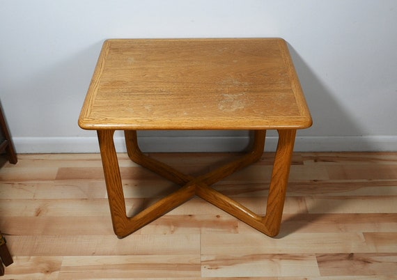 Vintage Mid Century Modern LANE Altavista Walnut Finish Side End