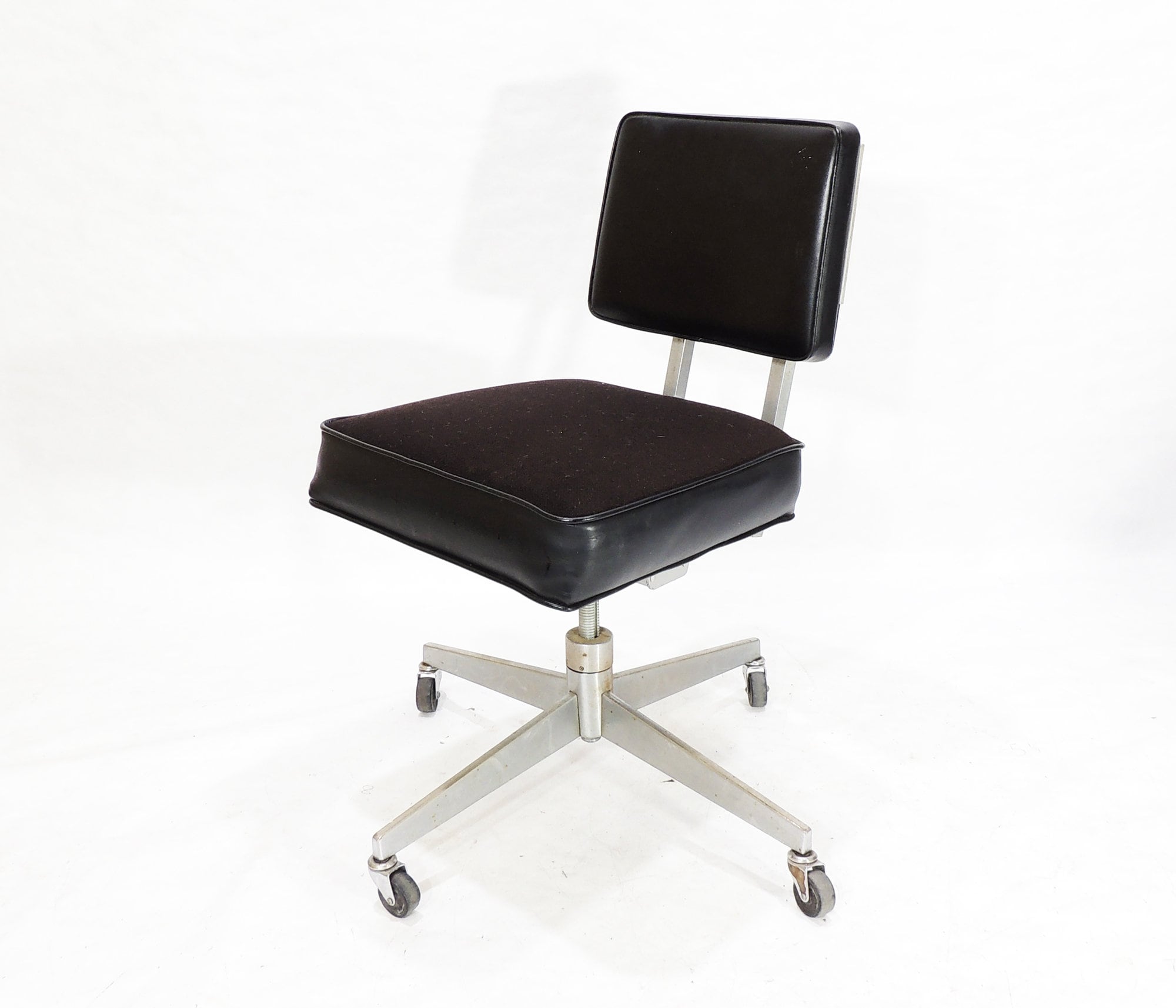 Vintage steelcase chair - Etsy 日本