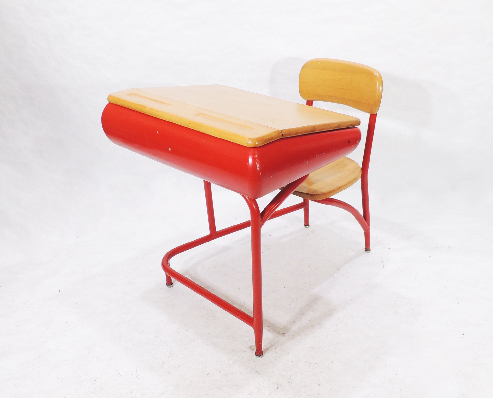 ヴィンテージ　スクールチェア 2色セット　Heywood Wakefield Vintage Metal and Solid Wood, School Chairs, American Made