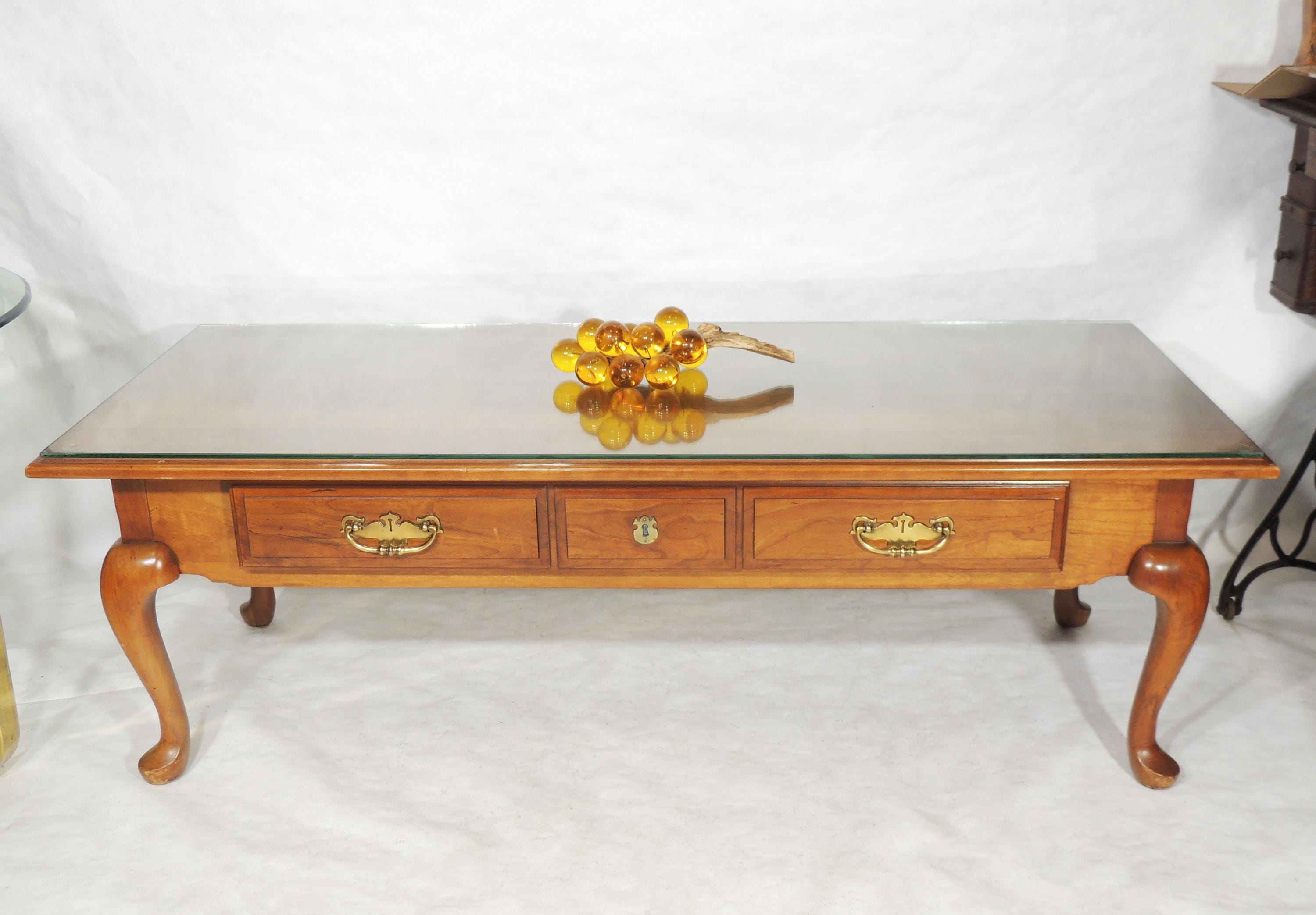 Vintage Thomasville Coffee Tea Table With Large Drawer French