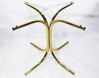 Base de mesa metálica de estilo modernista vintage - Por favor, coordine la recogida local.