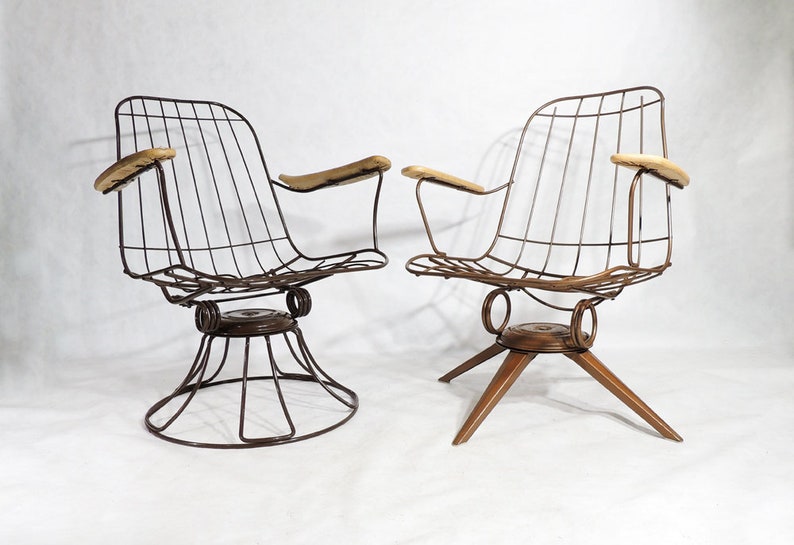 Set Of 2 Vintage Mid Century Modern Eames Era Metal Wire Patio Lounge Chair