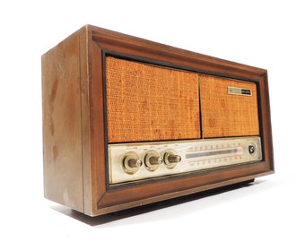 MCM Era General Electric AM/FM Solid State Radio - Sold as Parts