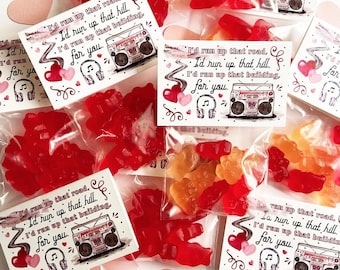 PARTY FAVOR | Gift Tag + Goodie Bag with Gummy Bears | Boom Box Valentine's Day Heart Love Theme