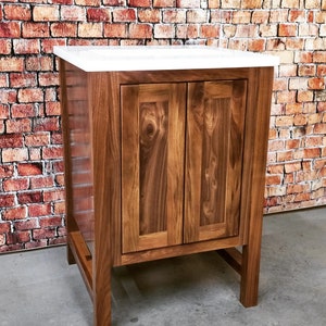 60 cm Schwarzer Nussbaum Eitelkeit mit Quartz Top