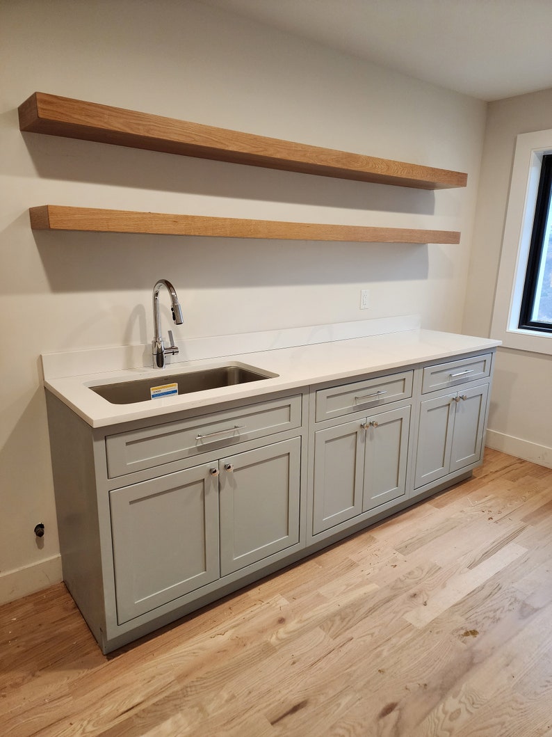 Laundry Room Cabinet & Shelving image 3