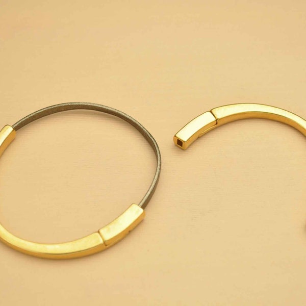 3MM Magnetic Half Cuff  - Gold - Zamak - Qty.1