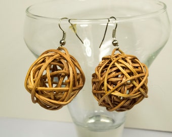 Natural Funky Wired Earrings / Color Variations Chocolate or Beige