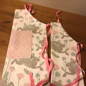 Mother and child Aprons, Aprons, Christmas aprons, hares,