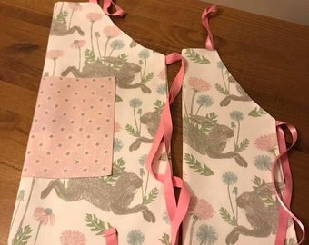 Mother & Child Aprons: Hare Print Cotton Matching Set