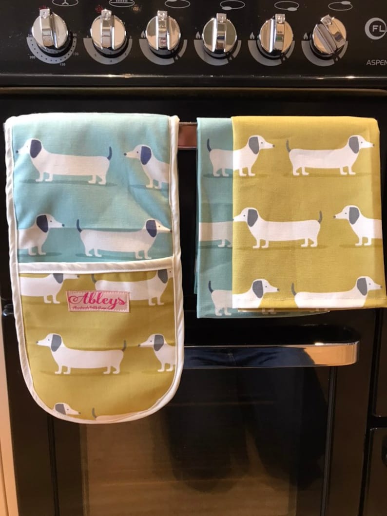 Double Oven Gloves and Tea Towel Sets. Doxies Daschund. Etsy Canada