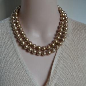 big shell Pearl Necklace, double strand 12 mm champagne shell Pearl necklace, statement necklace, women necklace, Beaded Necklaces forWomen