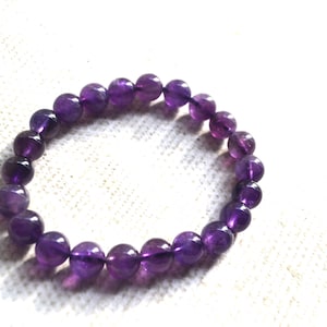 8 mm amethysts Bracelet,Bridesmaid Bracelet,women Bracelet,Wedding Jewelry,Natural Amethyst Purple Gemstone Healing Bracelet