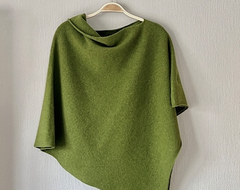 Poncho soft merino lambswool moss green