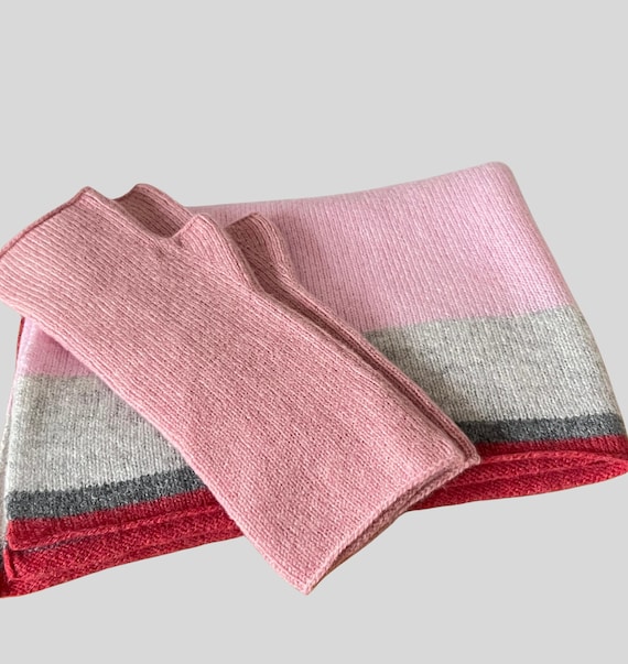 Mittens calamine pink fingerless mitts soft merino lambswool