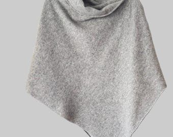 Poncho light grey merino lambswool