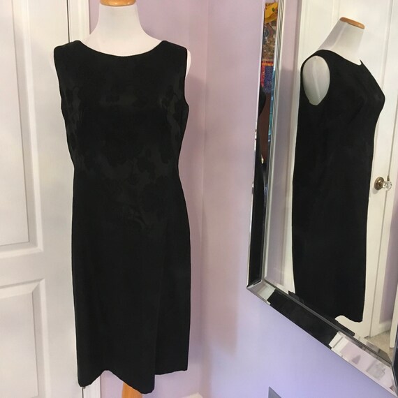 Vintage mid-century 60s Black floral brocade cock