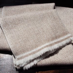 Kaschmir/Merino Wolle Fischgrät Unisex Schal, gewebt in Nepal, 30/70% Kaschmir/Merino Wolle Mischung, Zubehör - Tweedles
