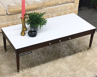 LOCAL PICKUP ONLY ———— Vintage Baumritter for Ethan Allen Coffee Table