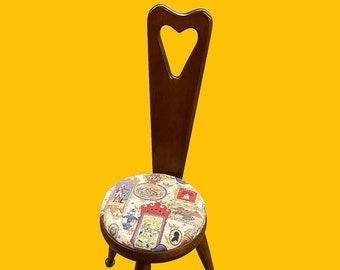 LOCAL PICKUP ONLY ———— Vintage Ma-Leck Woodcrafts Heart Chair