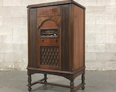 LOCAL PICKUP ONLY Antique Rca Victor Phonograph Cabinet