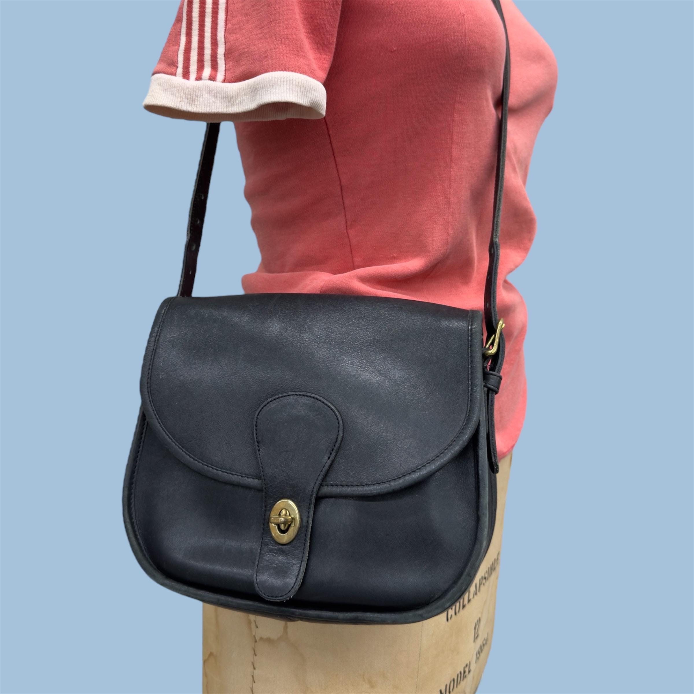 バッグ Coach Vintage 2-Way Leather Shoulder Bag s-l400.jpg