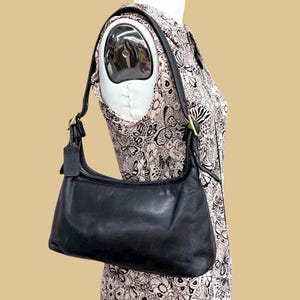 COACH Leather Accessory Bag hobo Black オフィシャルサイト