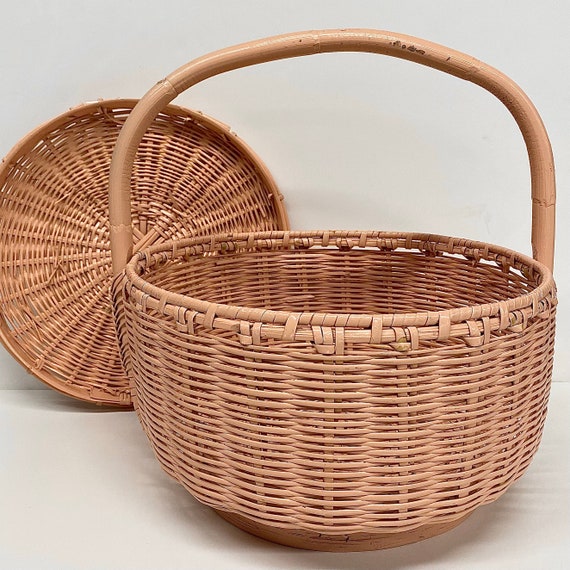 Vintage Picnic Basket Retro 1980s Farmhouse + Pink + … Gem