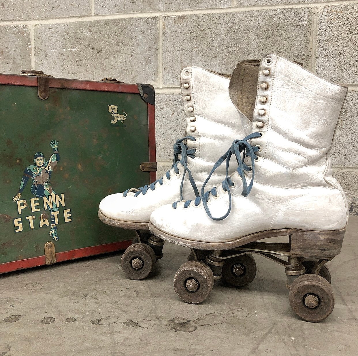 Vintage Roller Skates 1960s Retro Roller Skates and Case Etsy