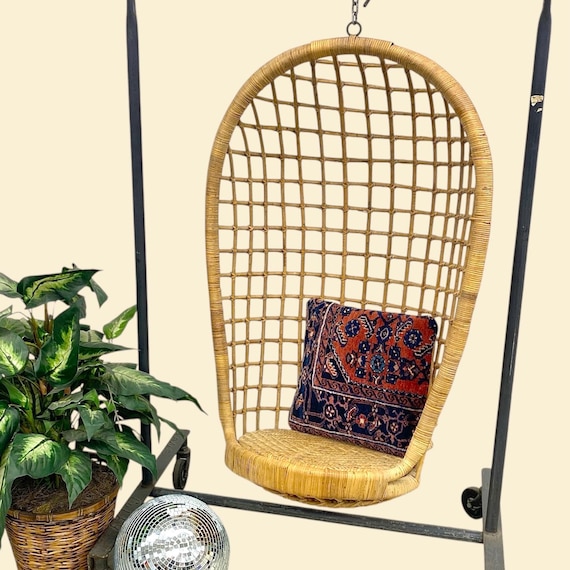 LOCAL PICKUP ONLY ———— Vintage Hanging Rattan Chair